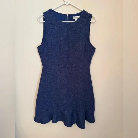 She + Sky Navy Textured Sleeveless Ruffle Hem Dress Size Large NWT - Picture 3 of 7